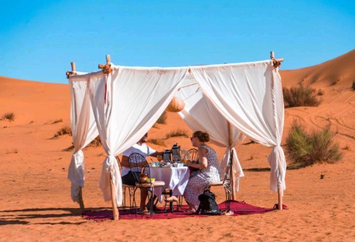 Merzouga Luxury Camp 외부 사진